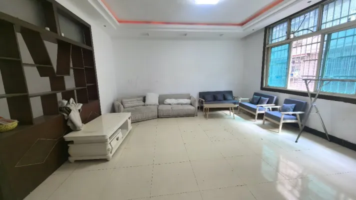 阳光海岸搬迁二街海岸路带看前看房源介绍和跟进