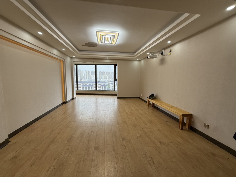 珠源帝景精装带花园，面积155.93㎡，欢迎品鉴-珠源帝景二手房价