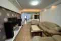 步梯三楼，带装修的。。1