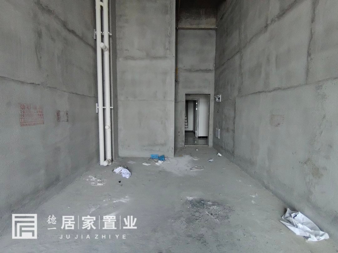 中伦新天地,中伦新天地，复式楼，价格美丽，朝南6