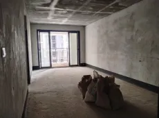 玉州区|彰泰城3室2厅2卫出售|买房租房佣金全返