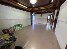 惠东县|交通局宿舍楼3室2厅1卫出售