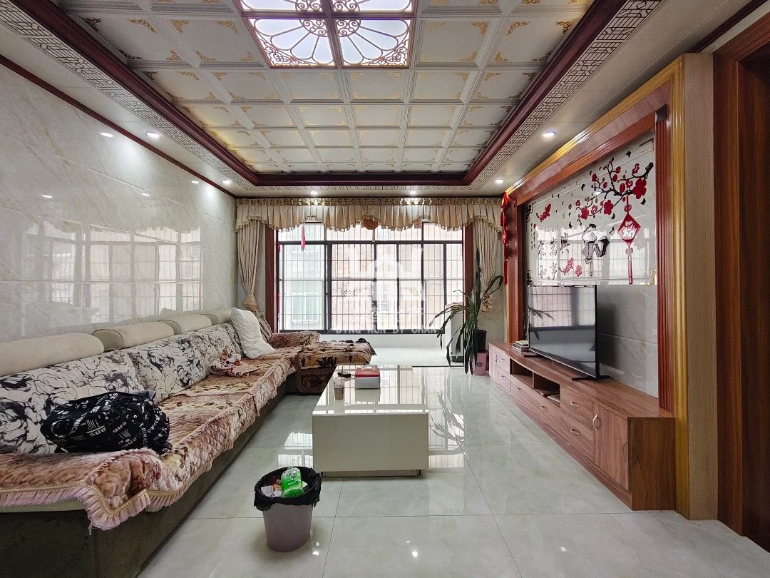 茉莉春天122.28㎡4室2厅2卫1阳台普通，楼下就是菜市场-茉莉春天二手房价