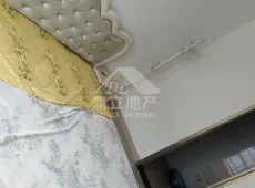 华容县|城乡路口3室2厅2卫出租