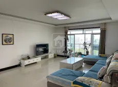 市辖区|建新街区4室2厅2卫出售