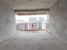 鹤城区|江景园4室2厅2卫出售