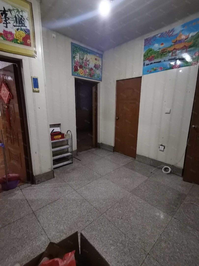 新村一区,新村一区南北超好的地段，住家舒适2
