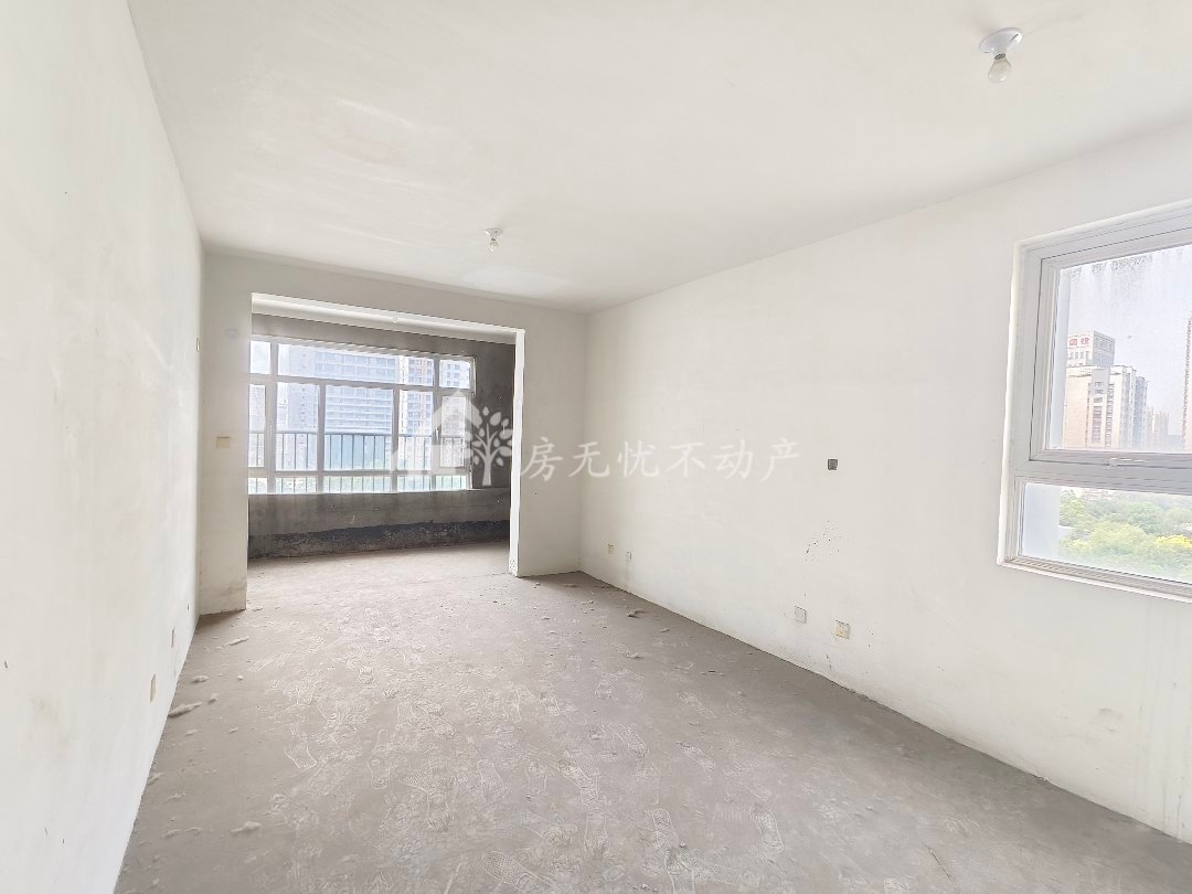 御景花园,年轻时尚 精致4室2厅2卫1阳台 观景房 享受生活从这里开始10