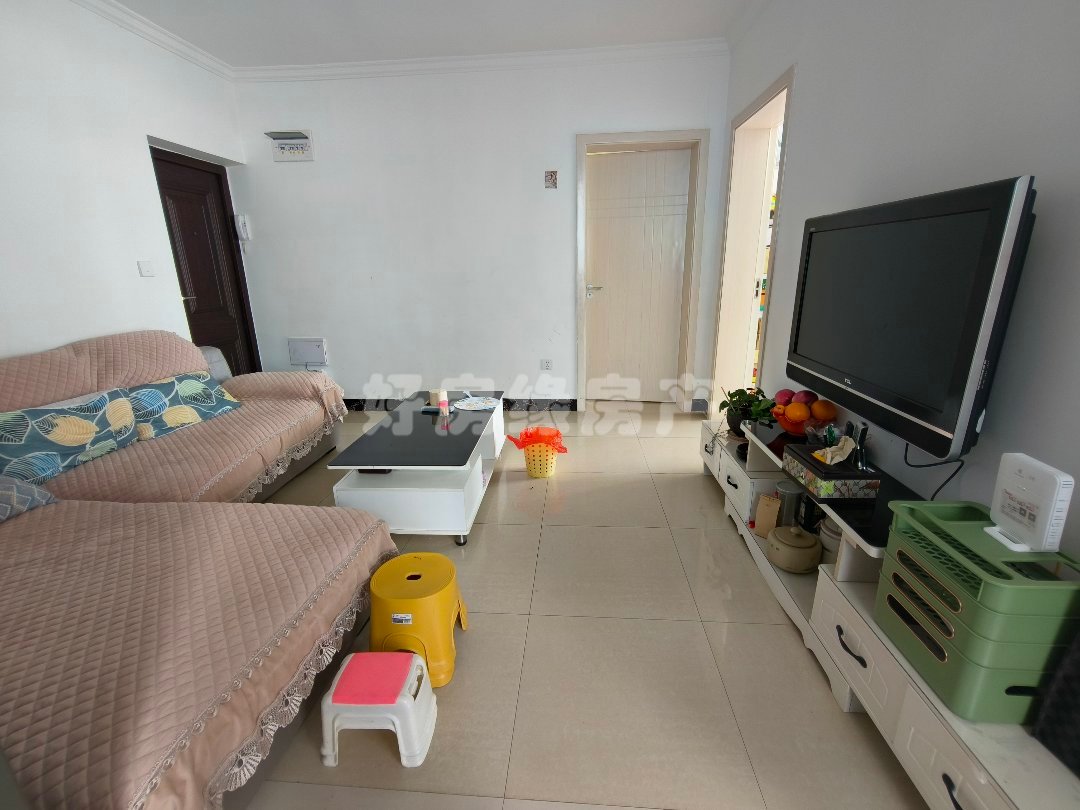 金湖西路全湖景房，带家具家电，拎包入住-金湖西路教委宿舍二手房价