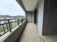 张湾区|华西城7室2厅3卫出售|买房租房佣金全返