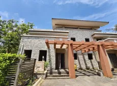 秀英区|西海瑞园5室2厅3卫出售|买房租房佣金全返