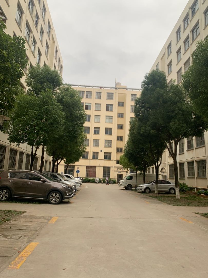 麒麟区南片区毛坯3室2厅2卫二手房出售14