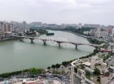东兴区|大千豪庭2室2厅2卫出售