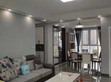 监利县|栖湖凯旋城4室2厅2卫出租