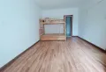 世纪飞马商业中心120㎡2室2厅2卫1阳台普通，多条公交经过3