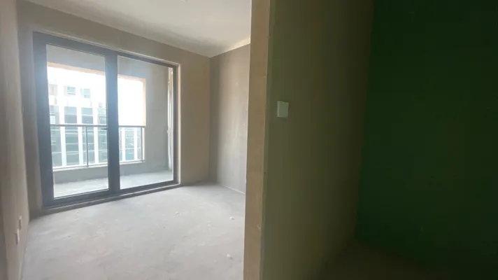 紧邻地铁,绿城凤栖海棠房主急售