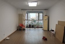 大社区,生活交通方便,3室2厅2卫1阳台12500元/月