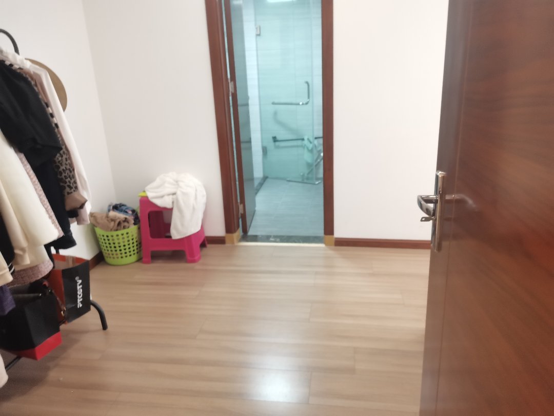 麒麟区南片区精装4室2厅2卫二手房出售13