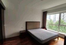 一期低层看花园两居 带衣帽间 家具家电齐全