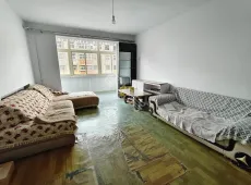 城区|岭杰小区4室2厅1卫出租