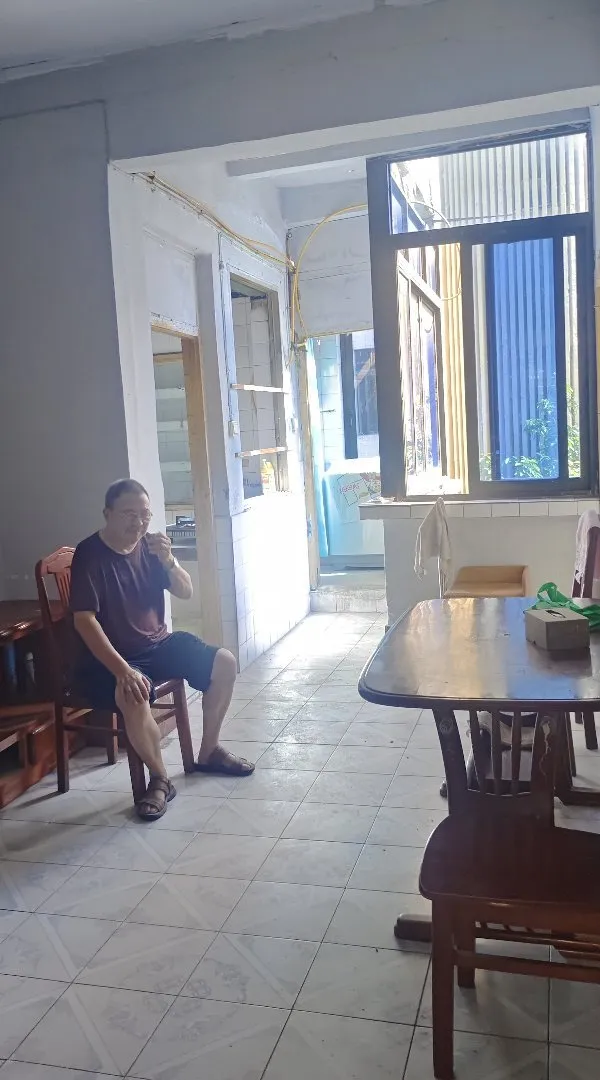 位置，享受城市中心的便利与舒适，3室2厅1卫1阳台毛坯