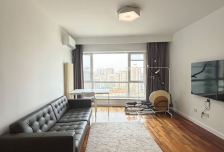 保养全新拎包入住一居室，东北朝向，高楼层视野佳