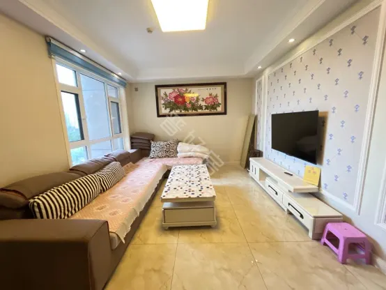 兰馨家园3室1厅1卫朝南精装房源图片