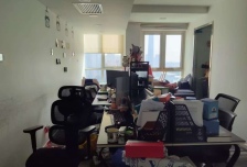华贸公寓165㎡，出租