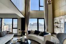 丽都悦府交通方便4室2厅3卫0阳台毛坯