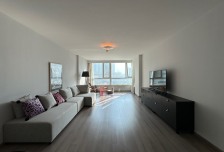 华贸公寓 1号楼南向三居 预约看