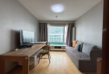 华贸国际公寓 正规一居 朝东 高层 视野好