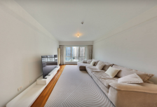 三期高层3居,一手业主买入,随时可以看房