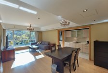 金地国际花园，东南两居室，性价比好房