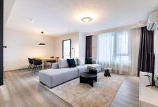 凤凰城精装	交通便利，配套齐全