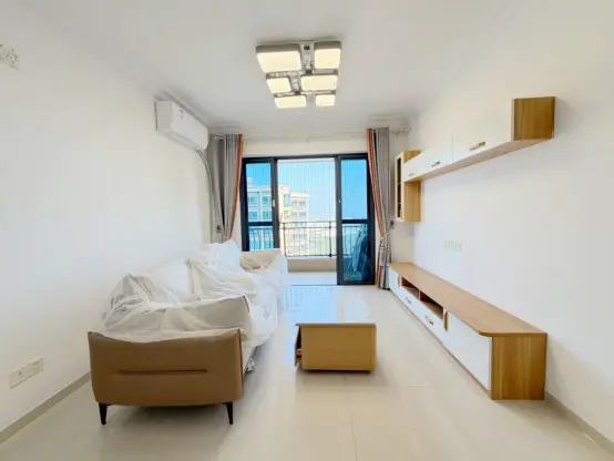 松湖碧桂园3室2厅2卫朝北精装房源图片