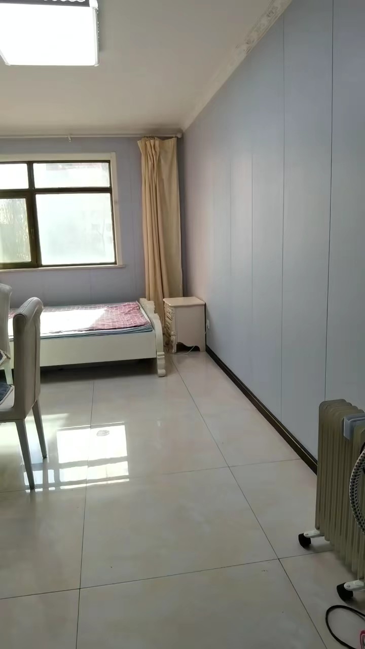 城西区,香格里拉路,贾小新村,1室0厅,43㎡